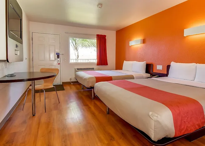 Motel 6-Riverside, Ca - South