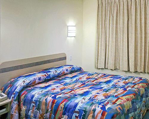 Hotel 6-riverside, Ca - South Riverside